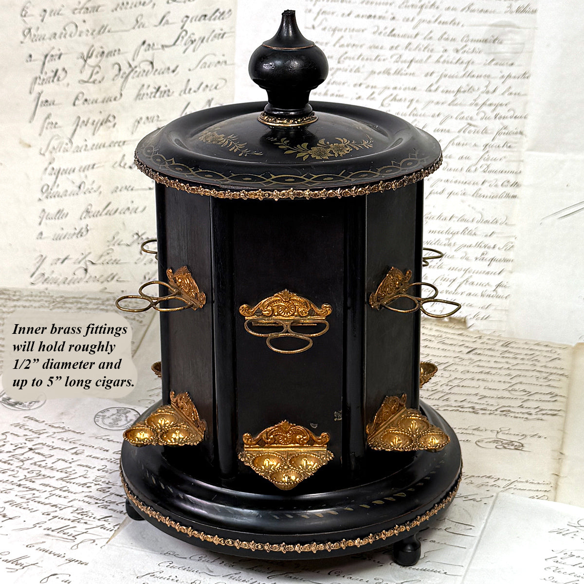 Antique Napoleon III Mechanical Carousel Style Cigar Caddy or Presenter, Chinoiserie