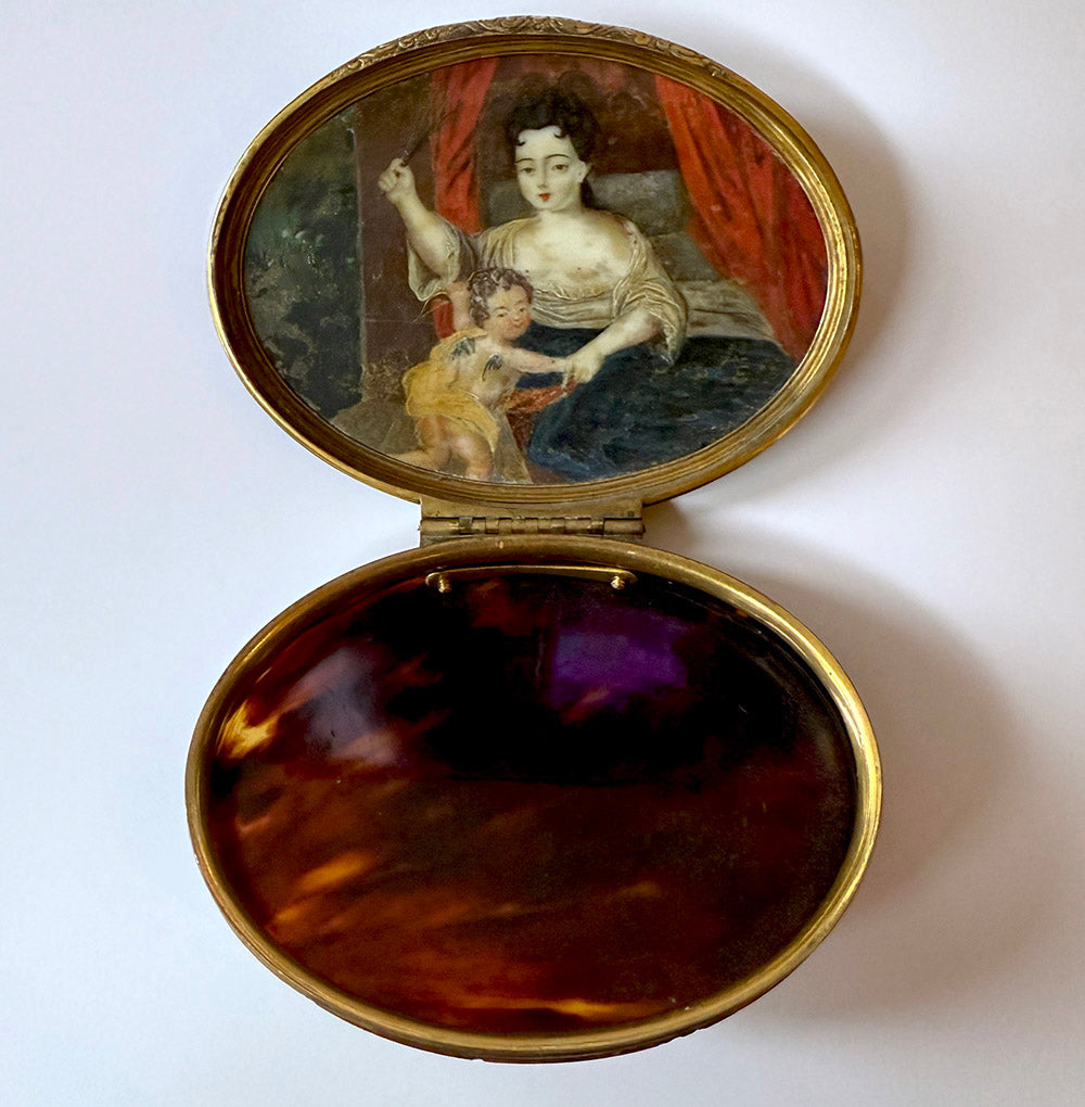 Rare Antique 18th Century French Tortoise Shell Patch or Snuff Box, Oil Painting Interior Bedroom Naughty