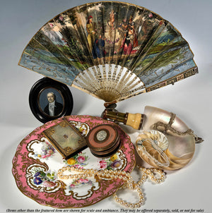 Charming c.1820-30 Mother of Pearl and Horn 21 cm Hand Fan, Likely Spanish or French Hand Painted