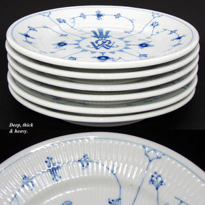 Set of 6 Danish Bing & Grondahl København 9" Plates with Elaborate Royal Bespoke Crest Monogram, c.1948-51