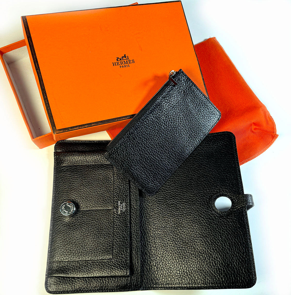 Purses & Compacts – Antiques & Uncommon Treasure