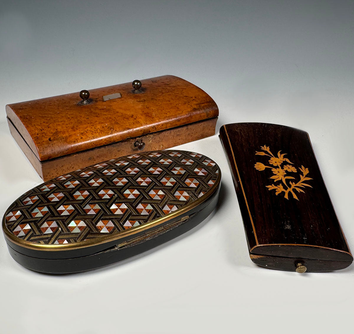 Three Antique French Napoleon III Jewelry or Sewing Etui Boxes, 3 in Fine Burl Wood and Boulle