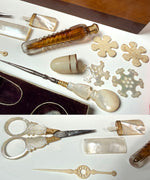 Fine Antique c.1810-30s French Palais Royal Mother of Pearl and 18k Gold Sewing Box, Excellent Condition