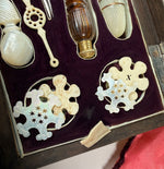 Fine Antique c.1810-30s French Palais Royal Mother of Pearl and 18k Gold Sewing Box, Excellent Condition