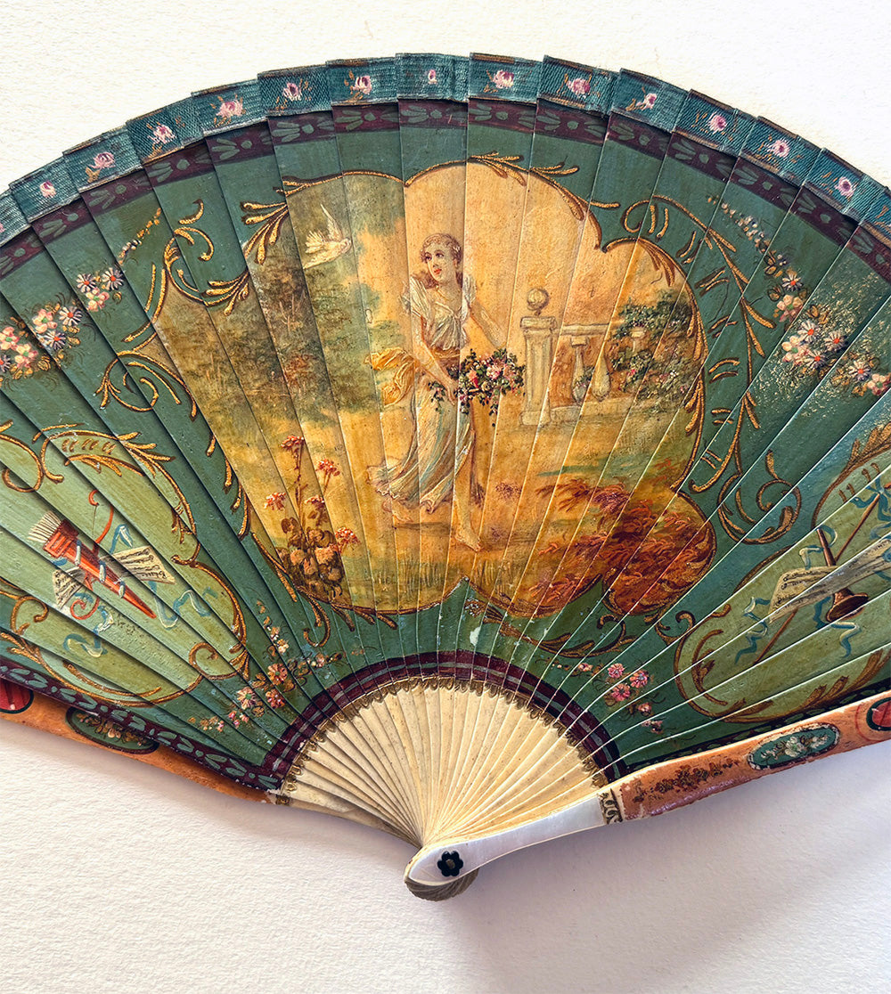 Antique French Vernis Martin Romantic Era Revival Hand Painted Bone Fan, 17 cm Guards c.1820-1830