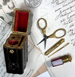 Rare Fine French 18th to early 19th Century Sewing Etui, Nécessaire, Palais Royal 18k Gold Silver Inlay, Perfume
