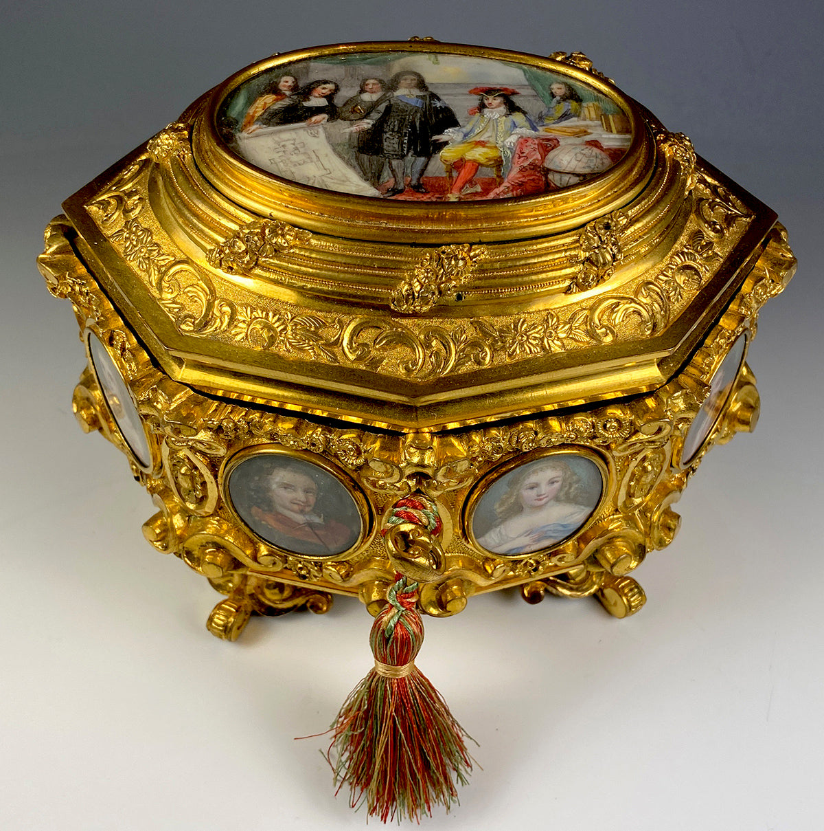 Rare Fine 9 Painting Louis XIV Subject Jewelry Casket, Box, Coffret - Portrait Miniature