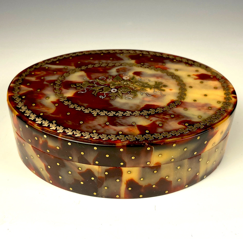 Antique Chocolate and Cognac Tortoise Shell Table Snuff, Elaborate Pique Work, c.1770s