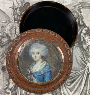 Antique c.1750-70s French Portrait Miniature Snuff Box, 18k Gold Pique and Mat, Vernis Martin