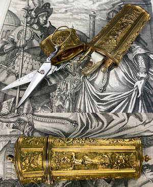 Superb 18th c. 12K to 18k Gold Chatelaine Nécessaire, Georgian, King Louis XV to XVI era Etui, Complete
