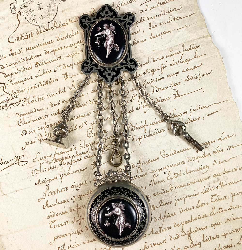 A59/0125 Pocket watch with a chatelaine