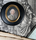 Antique French Portrait Miniature Tortoise Shell Snuff Box, 18th Century Gentleman with Powder Wig