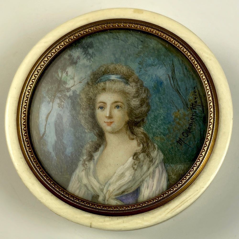 Antique French Grand Tour Souvenir Snuff or Patch Box, Portrait Miniature of Marie-Antoinette, Signed