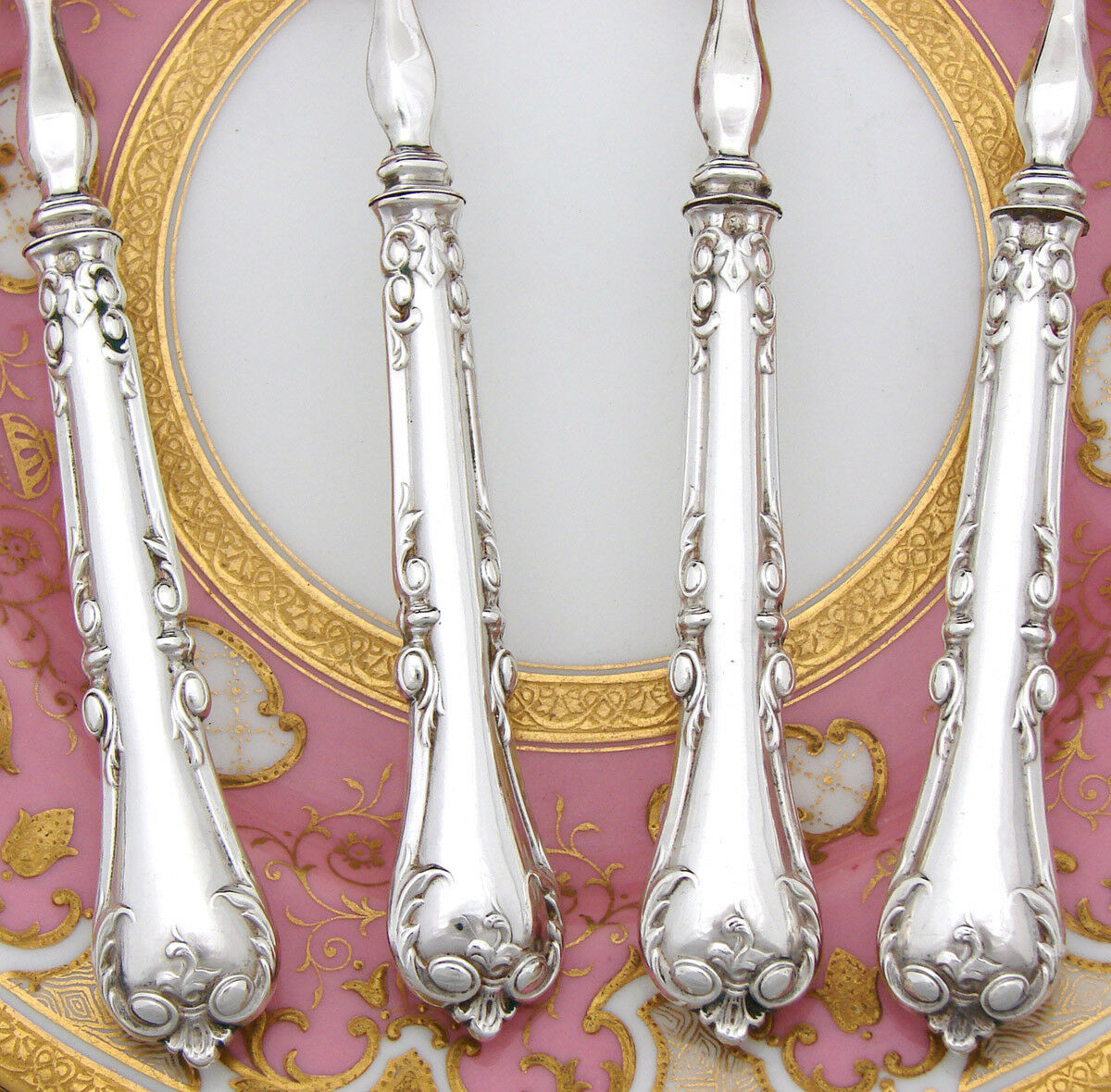 Elegant Antique French Sterling Silver 4pc Hors d'Oeuvre Implement Set, Acanthus