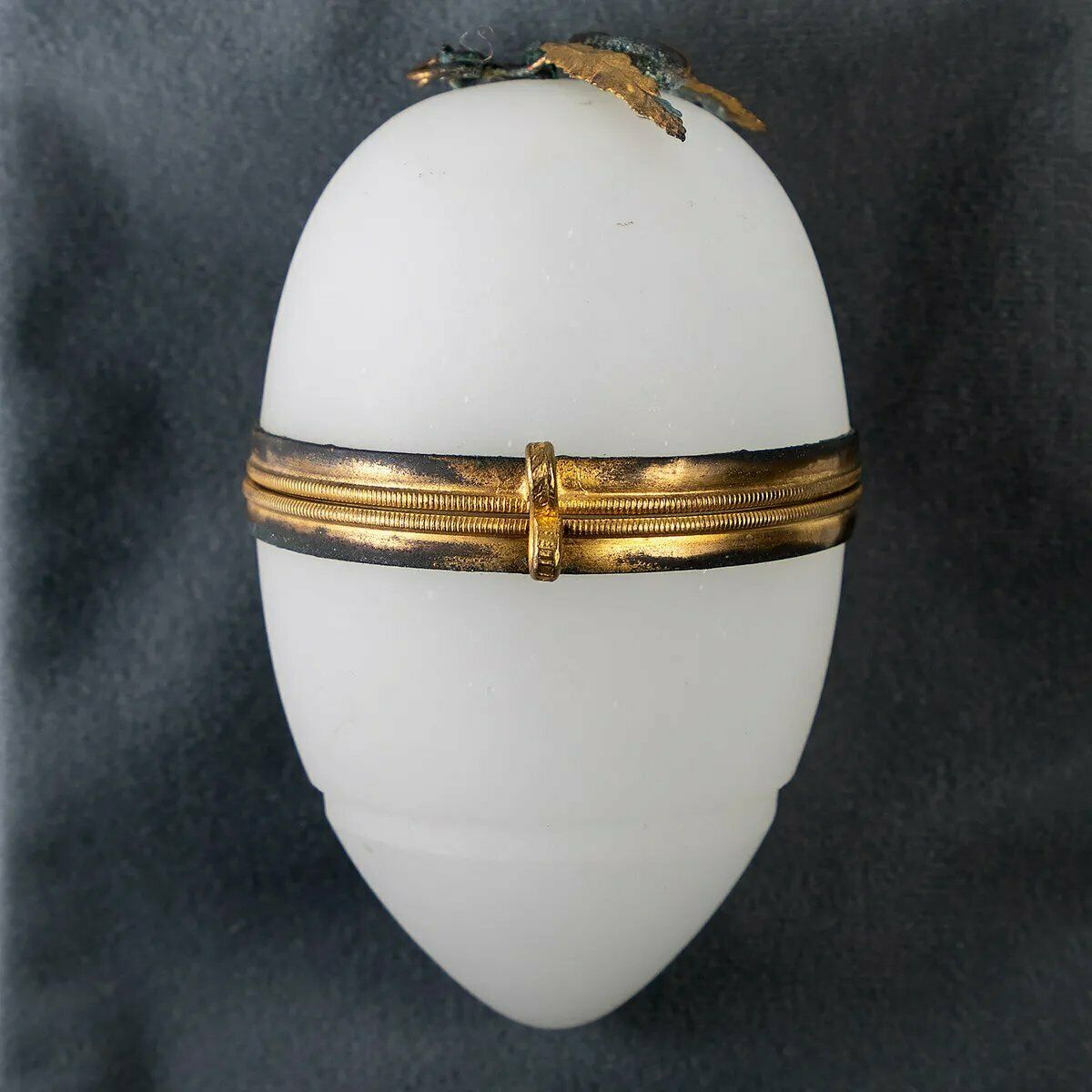 Antique French Napoleon III Era White Opaline Glass “Egg” Casket, Box or Etui