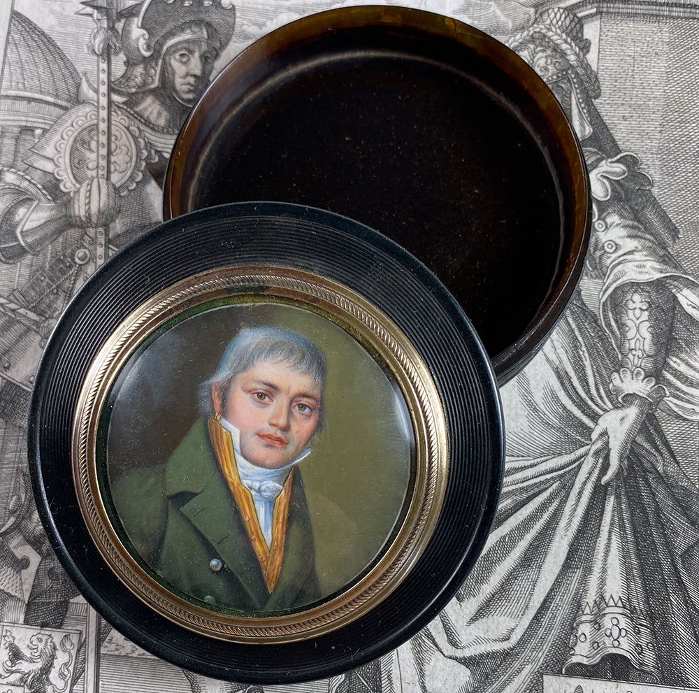 Antique French Snuff Box, RARE Portrait Miniature Incroyables et Merveilleuses c.1795-99 Fashion