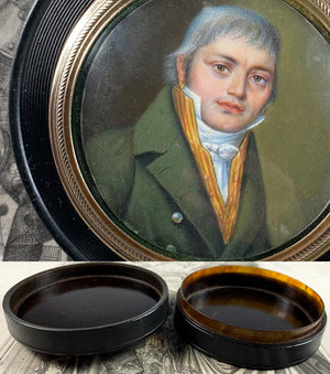 Antique French Snuff Box, RARE Portrait Miniature Incroyables et Merveilleuses c.1795-99 Fashion