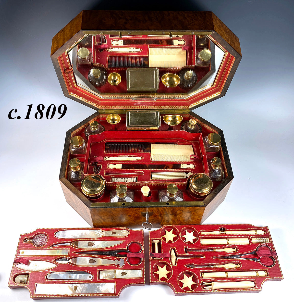 Purses & Compacts – Antiques & Uncommon Treasure